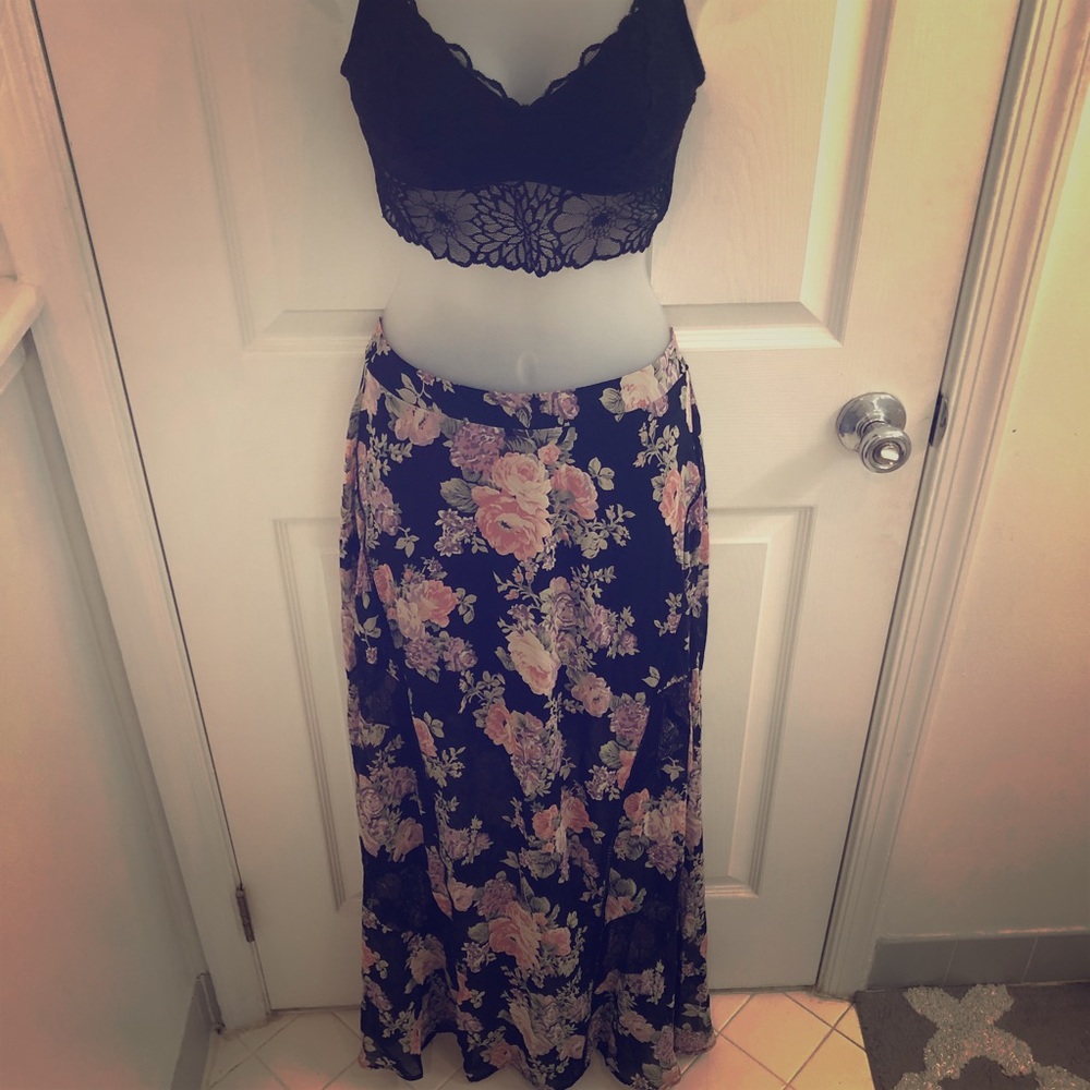 ASTR Floral Print Maxi Skirt